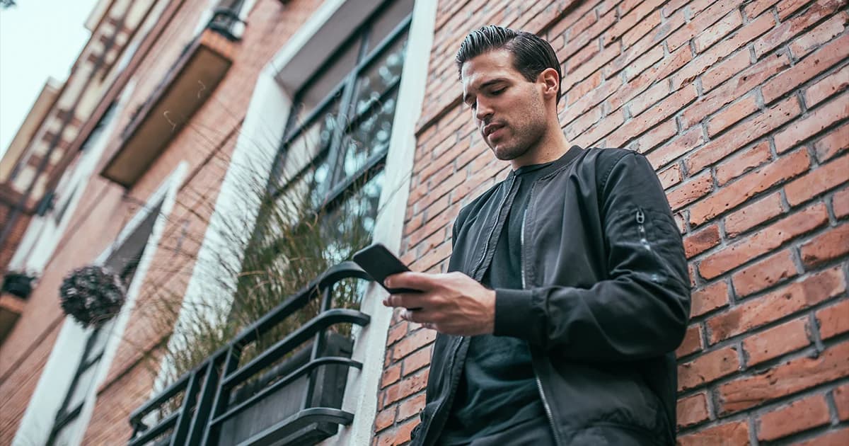 ¿Cómo se sella el paro por el móvil?