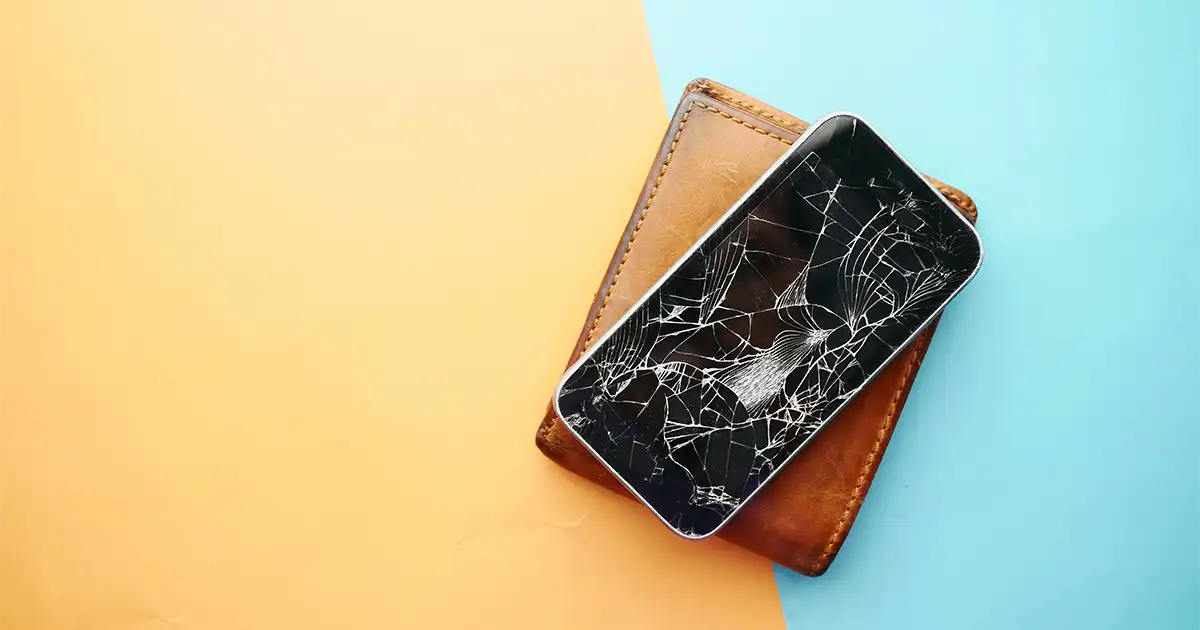 ¿Qué hacer si tu móvil se rompe y aún estás pagando?